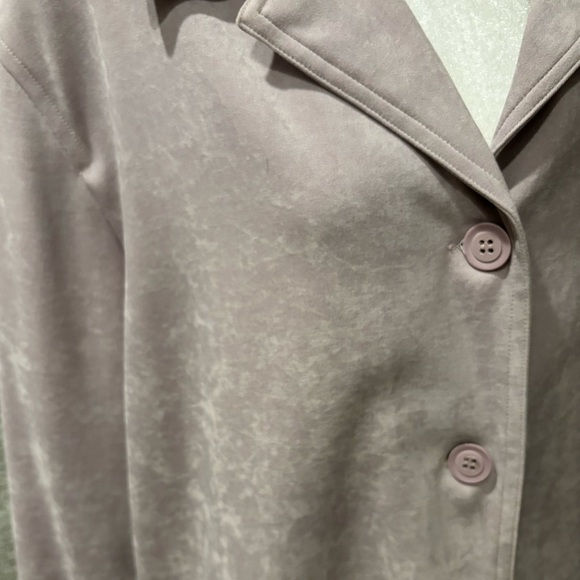 Jessica Holbrook Easy Care Lilac Crushed Velvet Jacket Button Down Long Sleeve - Picture 7 of 7